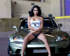 Stance Society – Victoria My Nguyen